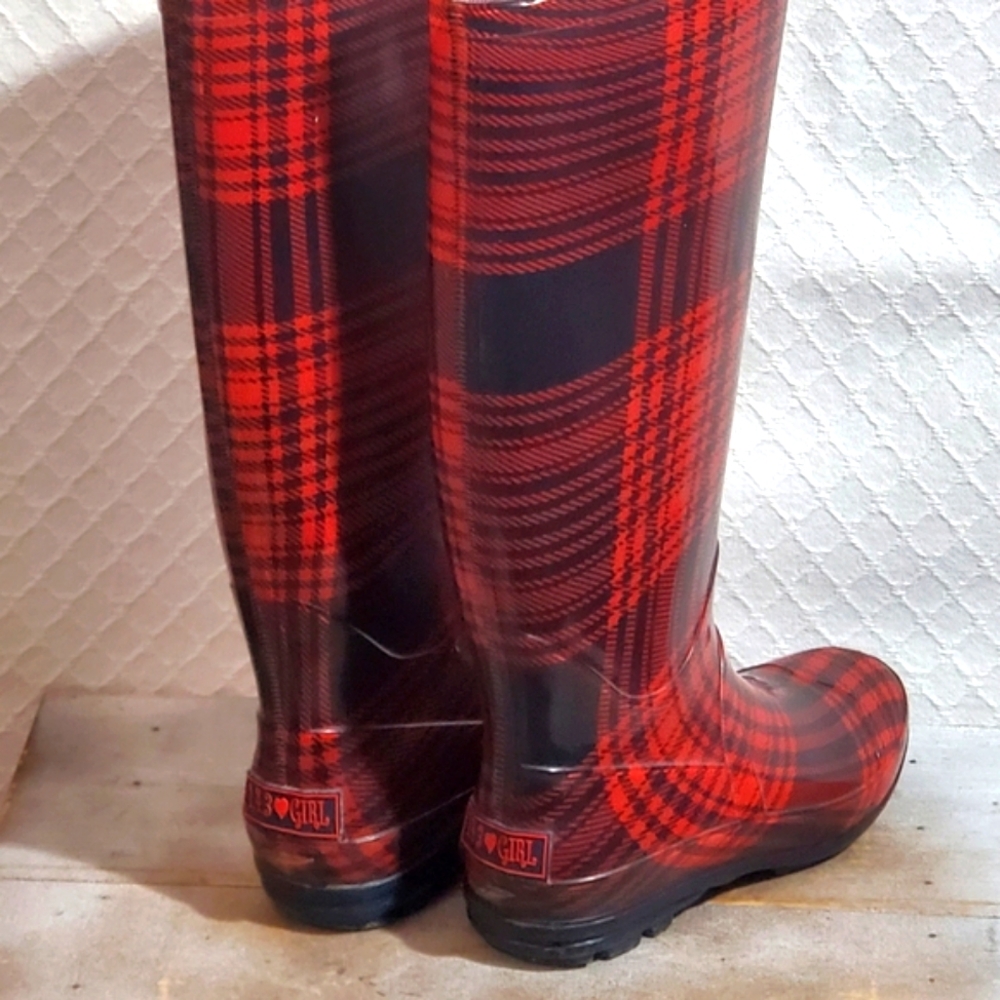 Red & Navy Fall Winter Rubber Boots. Knee High, Size 7, Hardly Worn